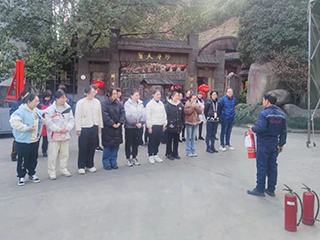 福建雙龍戲珠酒業(yè)有限公司開展消防演練
